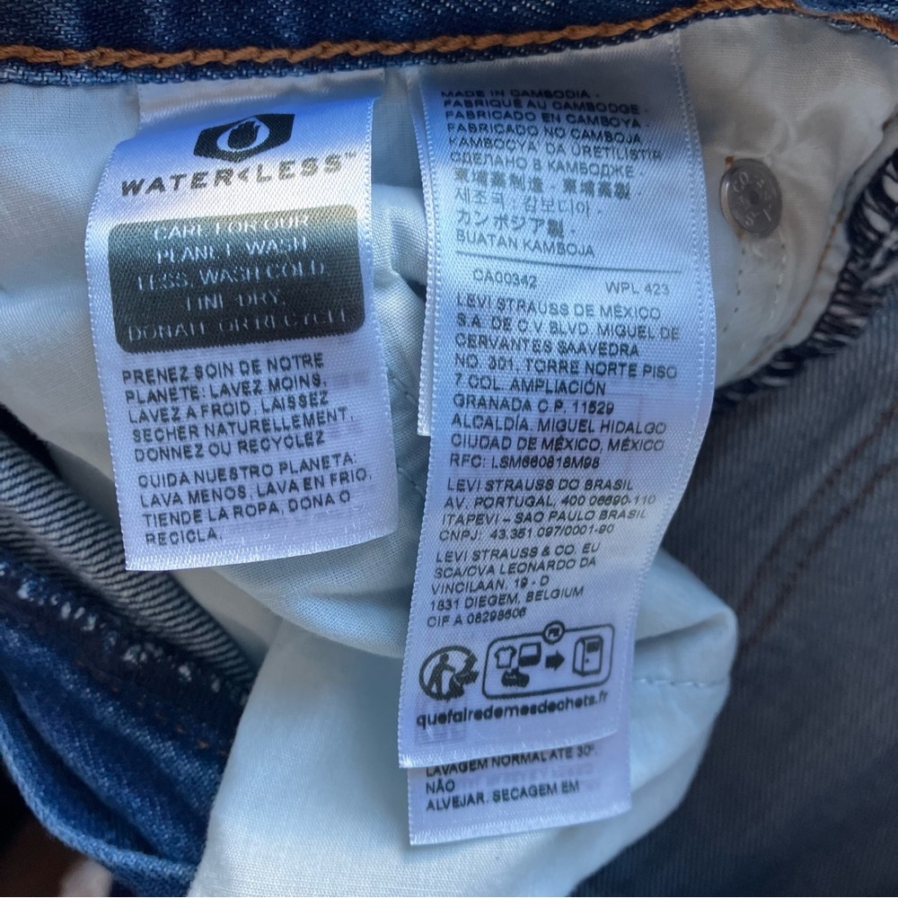 Levi’s Women’s Low Pro Straight Distressed Denim Jeans size 27 - Picture 5 of 10